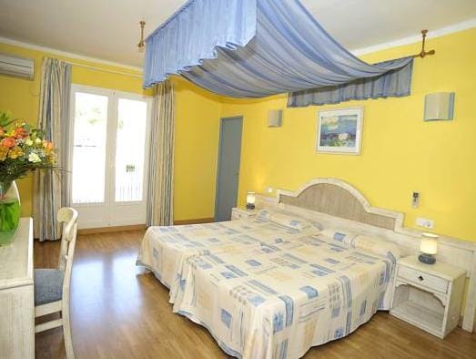 Hostal Hpc Porto Colom Hotel in Portocolom