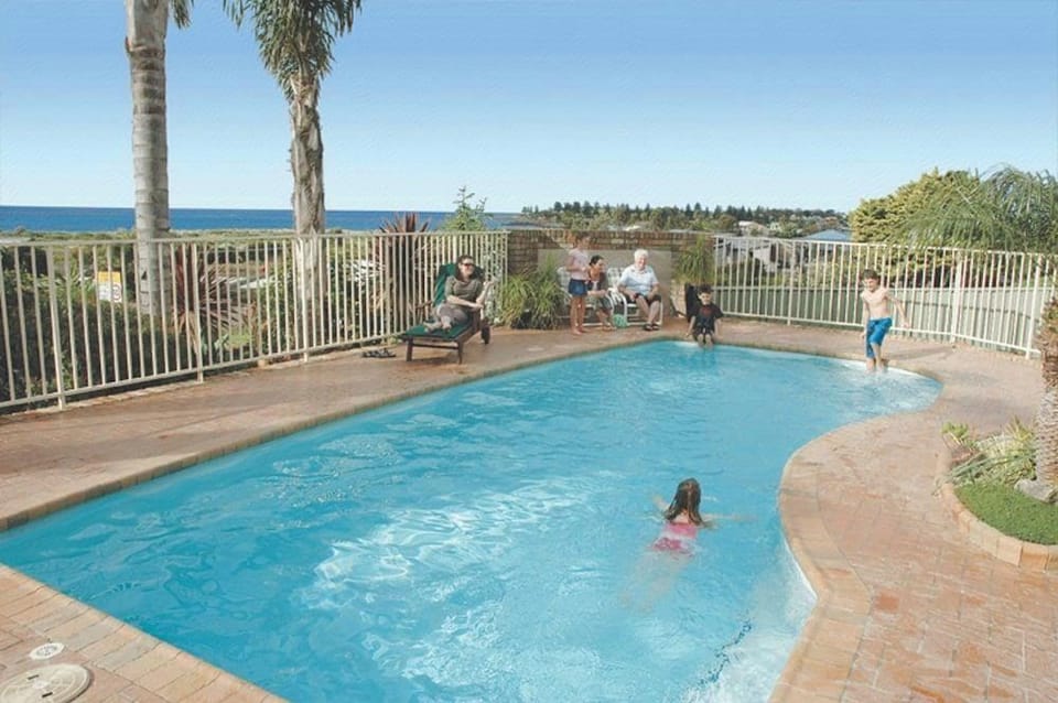 Captain's Quarters Villas Resort in Bermagui
