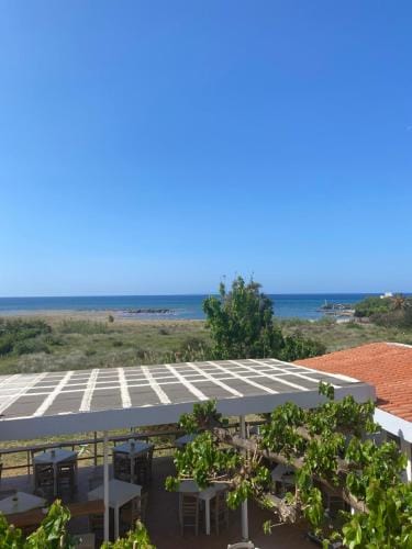 Artemis Hotel-MeRaki Restaurant Hotel in Crete