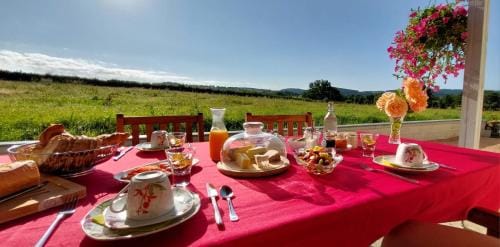 A la Bonne Heure Hotel in Auvergne-Rhône-Alpes
