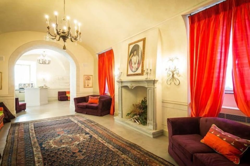 Castello di Pontebosio Luxury Resort Hotel in Province of Massa and Carrara