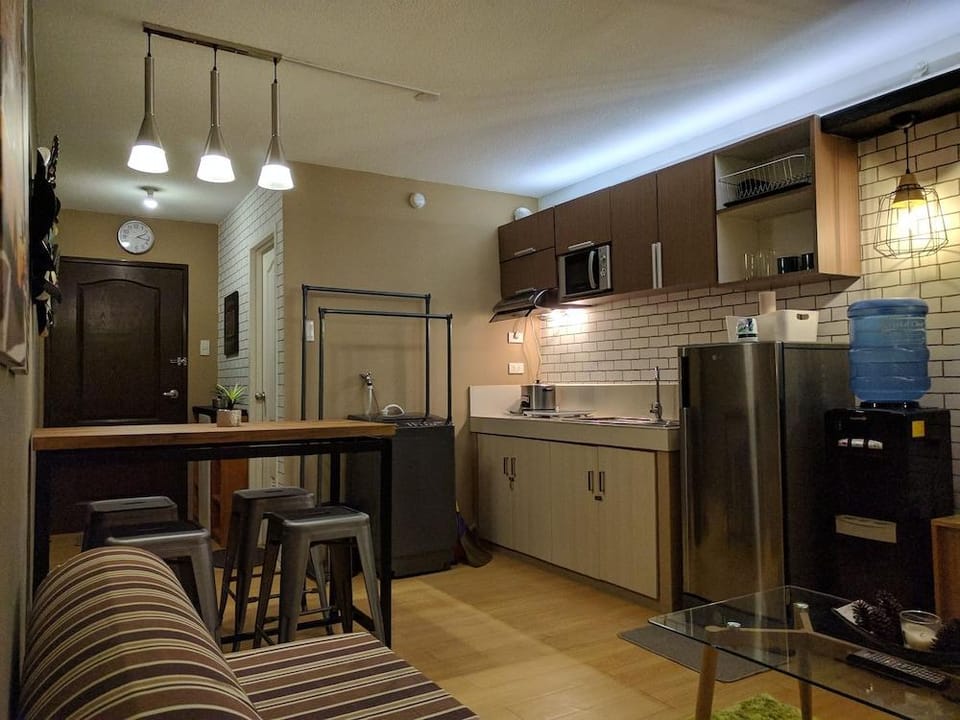1BR Unit For Rent One Oasis Condominium Hotel in Davao City