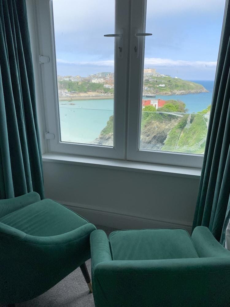 Lazy Waves Boutique B&B Hotel in Newquay