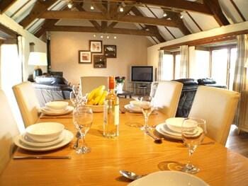Polean Farm Cottages Hotel in England