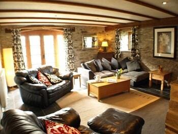 Polean Farm Cottages Hotel in England