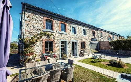 Les Monts d'Aisne Hotel in Manhay