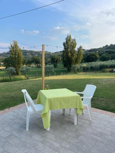 Bevagna VILLA DEL COLLE CAMERA MERLOT Hotel in Umbria
