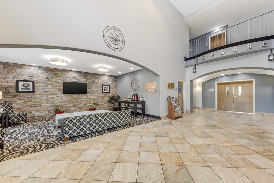 Best Western Plus Sand Bass Inn & Suites Hotel in Lake Texoma