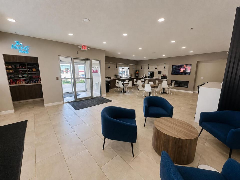 BridgePointe Inn & Suites by BPhotels, Lincoln I-80 & 27th St Hotel in Lincoln