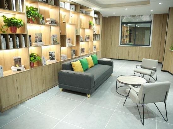 Shankee Tea Style Hotel (Suqian Hubin Xinqu Santai Mountain Park) Hotel in Jiangsu