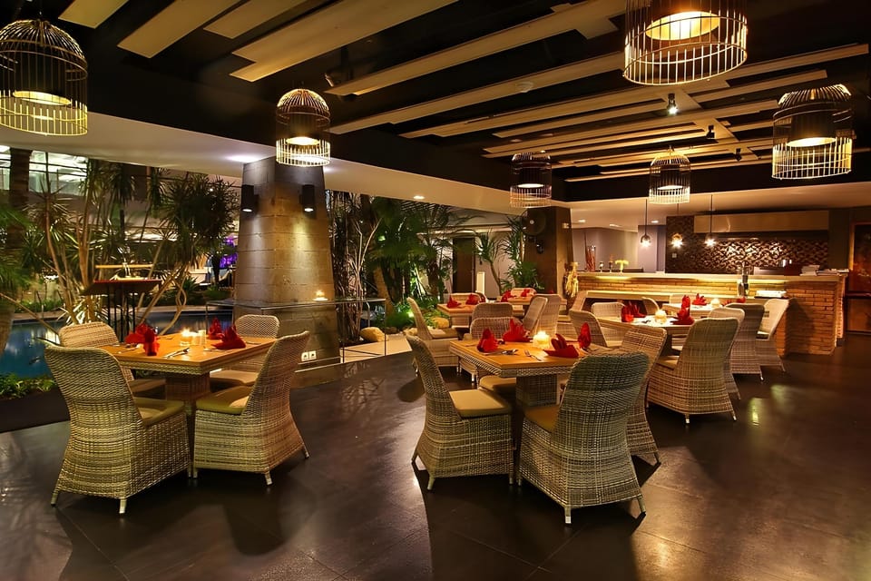 Amaroossa Suite Bali Hotel in Kuta Selatan