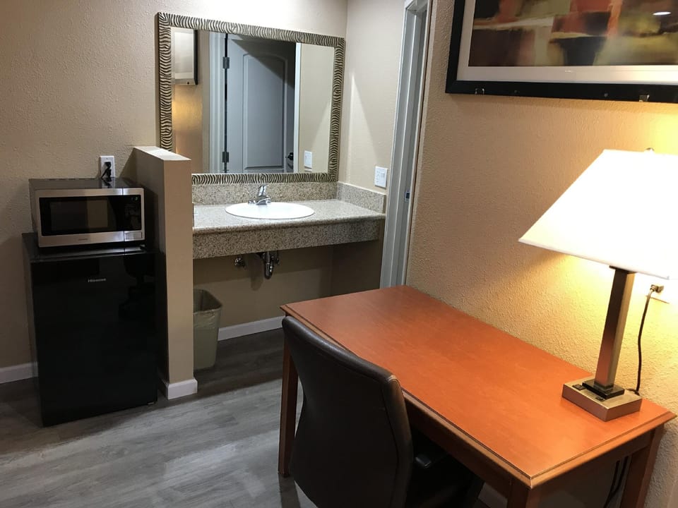 Budget Inn Motel Hotel in La Quinta
