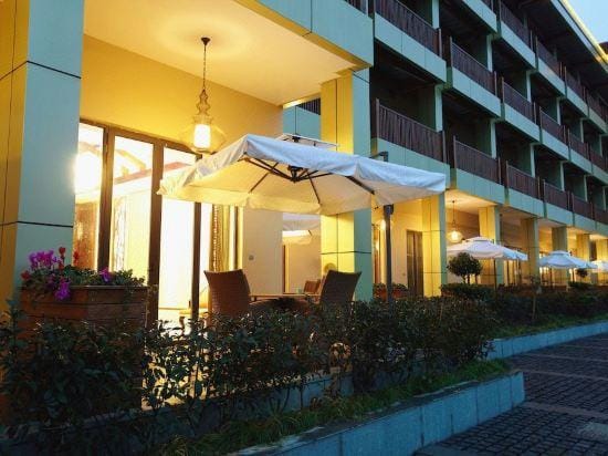 Hangzhou Bay Hotel Hotel in Zhejiang