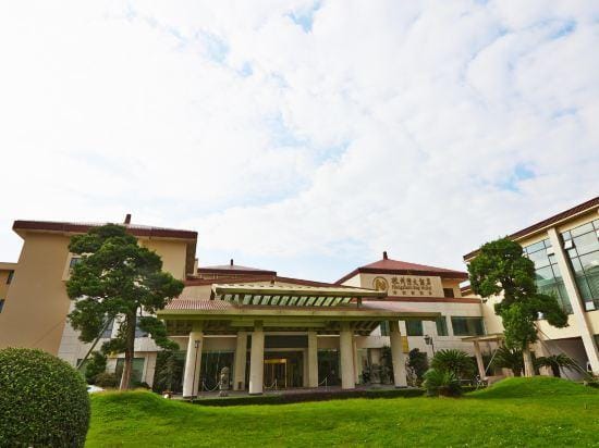 Hangzhou Bay Hotel Hotel in Zhejiang