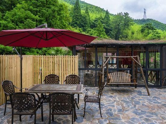 Ideal House Hotel in Zhejiang