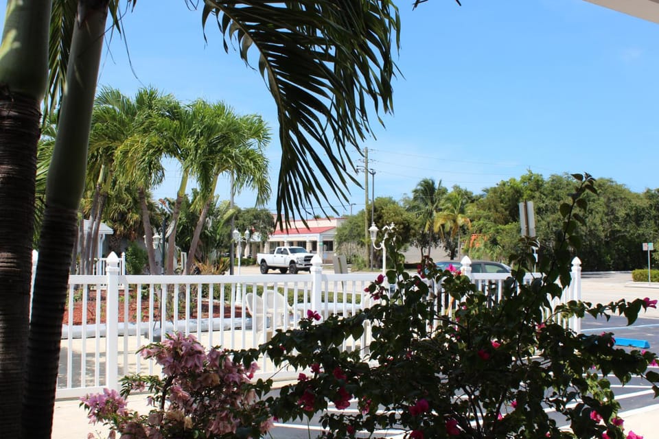 Economy Inn Motel in West Palm Beach