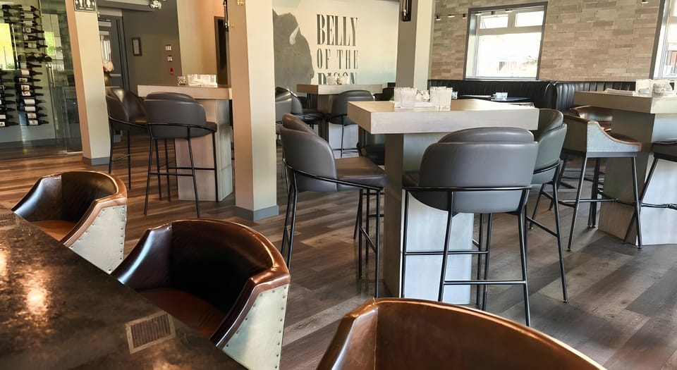 Edgewater Hotel Hotel in Whitehorse
