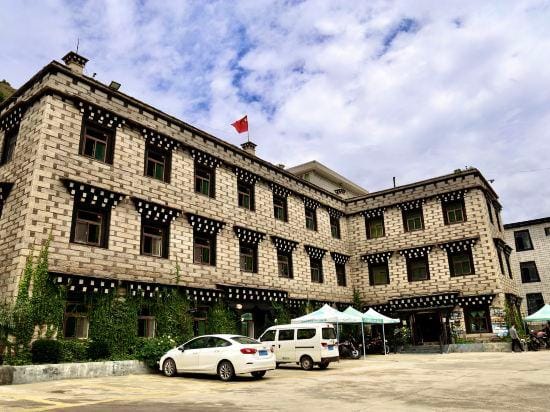 Yuetu Lvzhe Inn Hotel in Sichuan