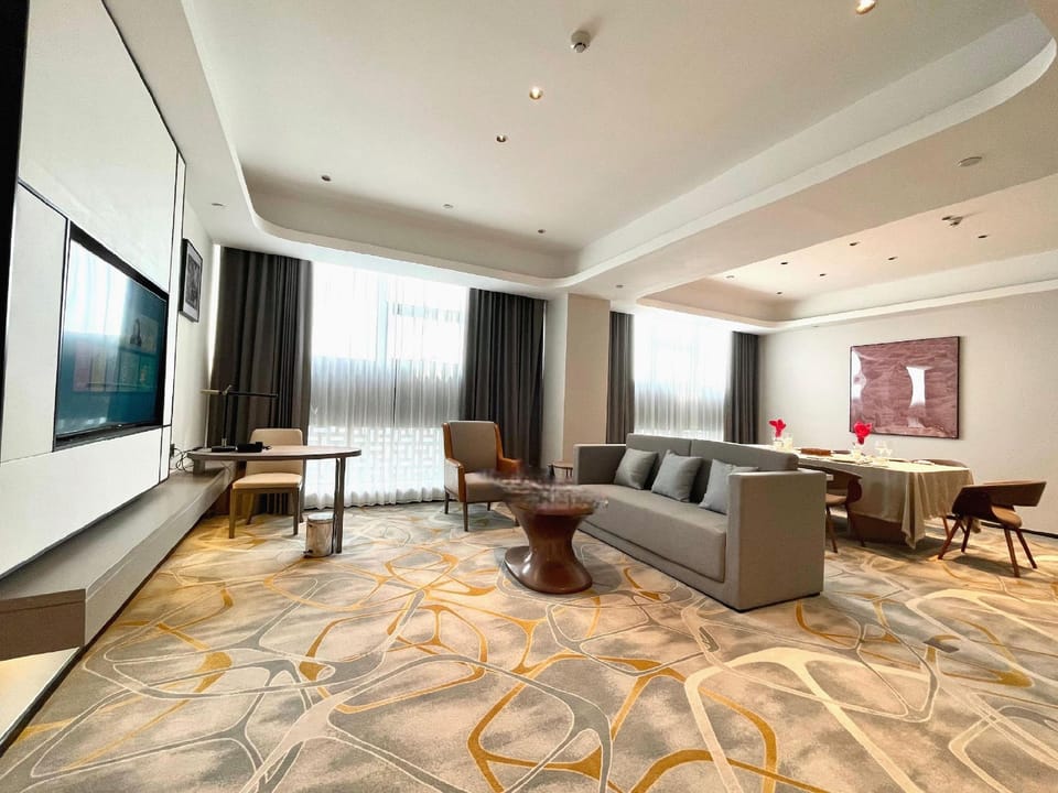Pinghu Dingren Ramada Hotel Hotel in Shanghai