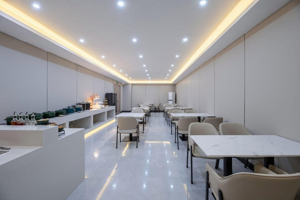 Meicheng Huanzhu Hotel (Shucheng Meihelu Kela International Plaza) Hotel in Jiangsu