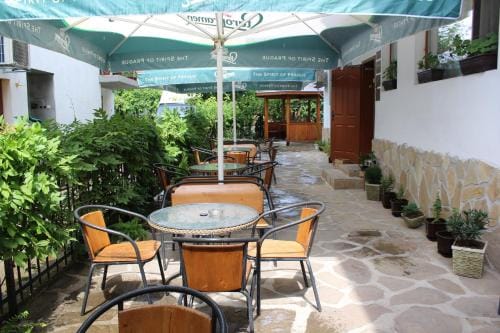 Guest Rooms Biju Hotel in Gabrovo, Bulgaria