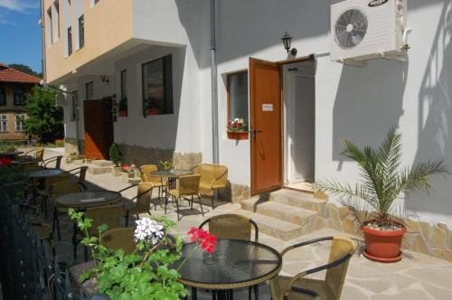 Guest Rooms Biju Hotel in Gabrovo, Bulgaria
