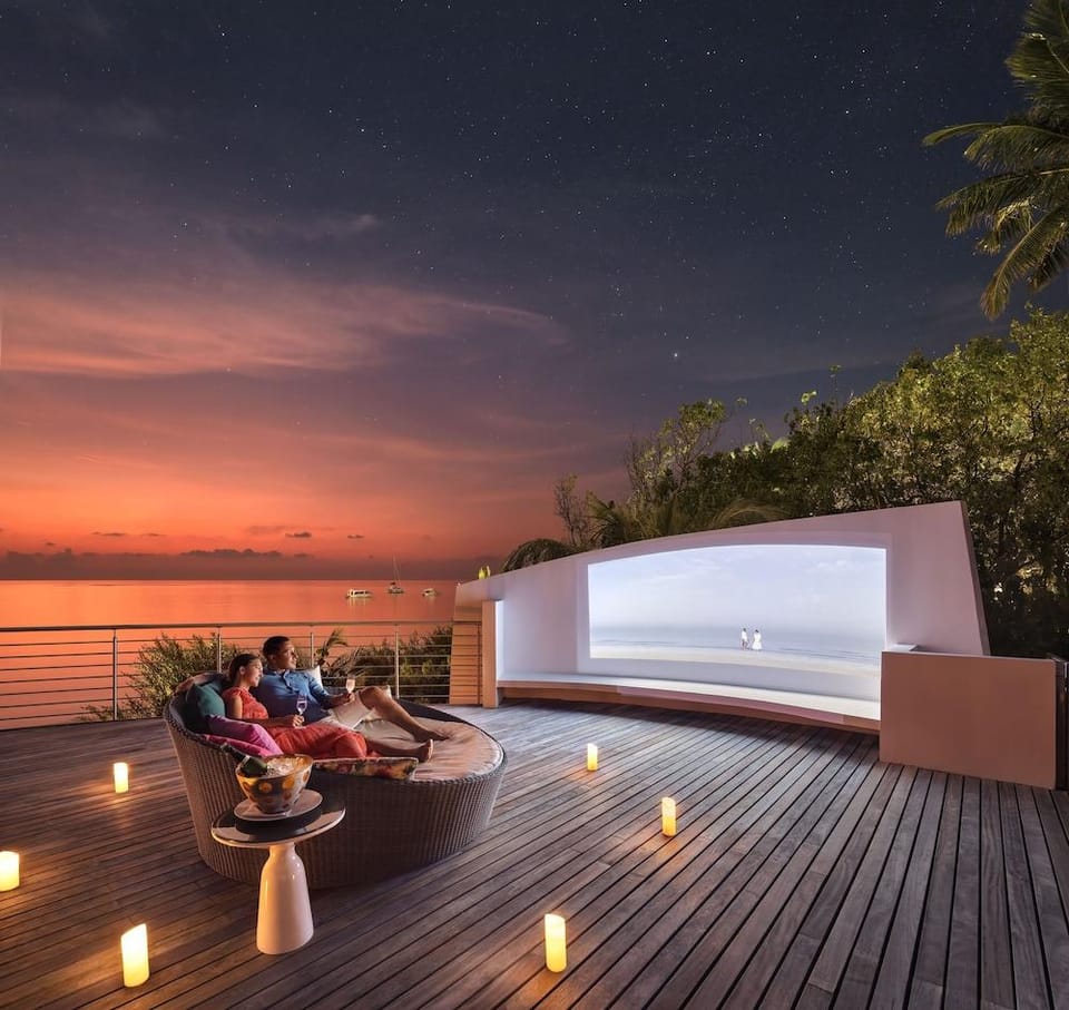 Jumeirah Olhahali Island Resort in Maldives