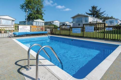The Studio - 1 Bedroom Cabin - Amroth Hotel in Amroth