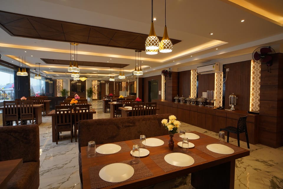 Royal Palace Beach Resort AND Spa Resort in West Bengal