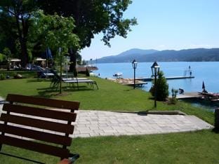Gastehaus Wrann Hotel in Velden am Wörthersee