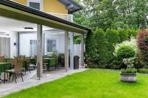 Gastehaus Wrann Hotel in Velden am Wörthersee