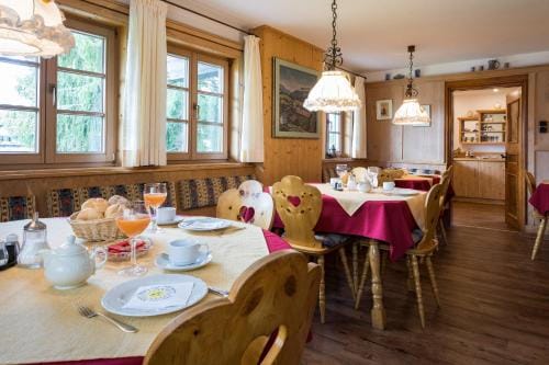 Gastehaus Walserheimat Hotel in Oberstdorf