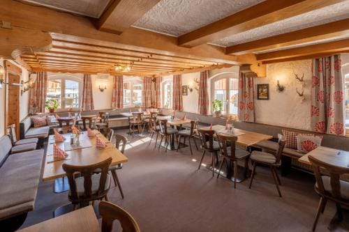 Riedbergerhorn - Gasthof & Ferienwohnungen Inn in Oberstdorf