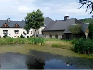 Gasthof-Pension Rotes Haus Hotel in Erzgebirgskreis