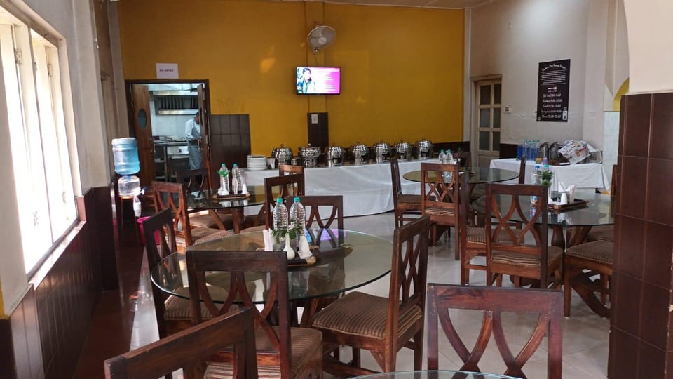 Tuskers Den Forest Resort Hotel in West Bengal