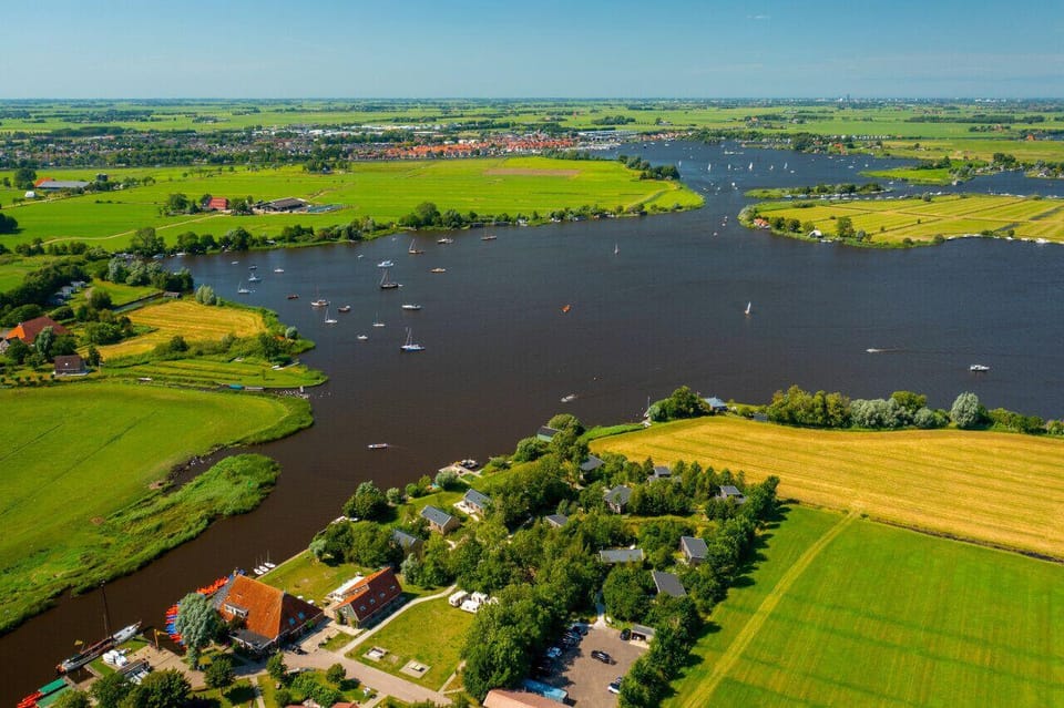 Waterlodge Iisf gel Hotel in Friesland, Netherlands
