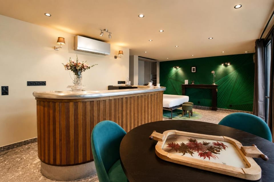 La Villa du Lac Hotel in Auvergne-Rhône-Alpes