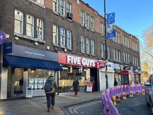 Entire Studio apartment - London Hotel in London Borough of Ealing