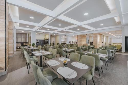 Hotel Tara Becici Hotel in Budva Municipality