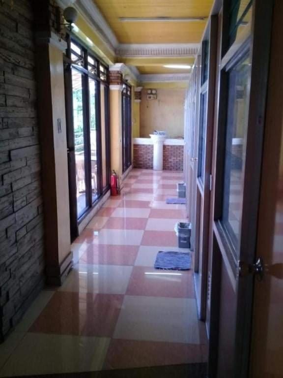 ASHBURN'S Transient Baguio - BUDGET Accommodation Hostel in Baguio
