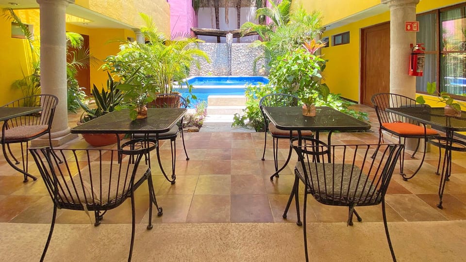 Art 57 Hotel - Adults Only                                                                   Hotel in Merida