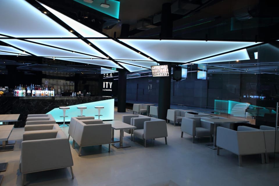 Bowling alley