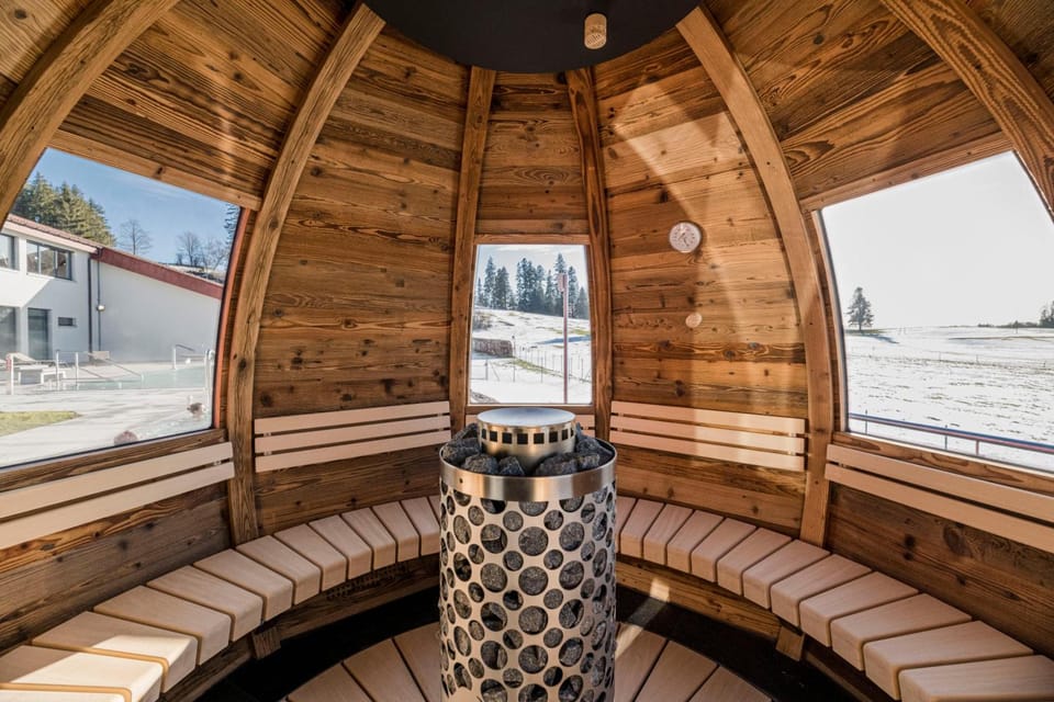 Jura Sport & Spa Resort Hotel in Canton of Bern (Region)