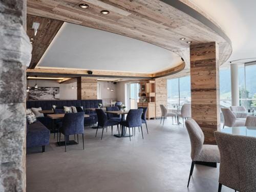 Hotel Garni Pinzgau, Fabian Huttl Hotel in Salzburgerland