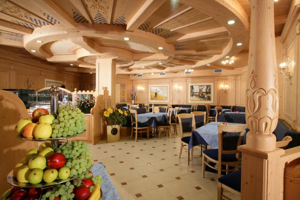 Hotel Garni La Roccia Hotel in Trentino-South Tyrol