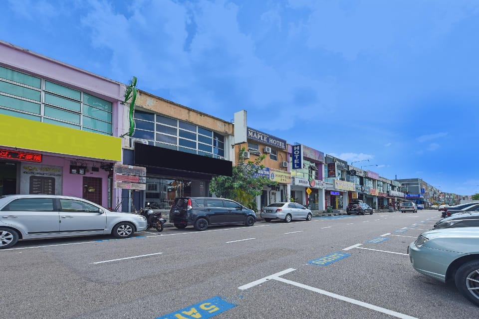 OYO 90794 Maple Hotel Hotel in Johor Bahru