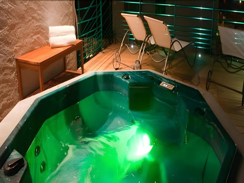Hotel La Riviera Victoria Hotel in Haute-Savoie