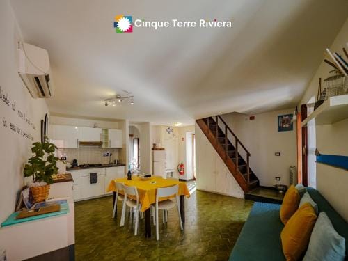 El Nin Apartment with Terrace Hotel in Vernazza