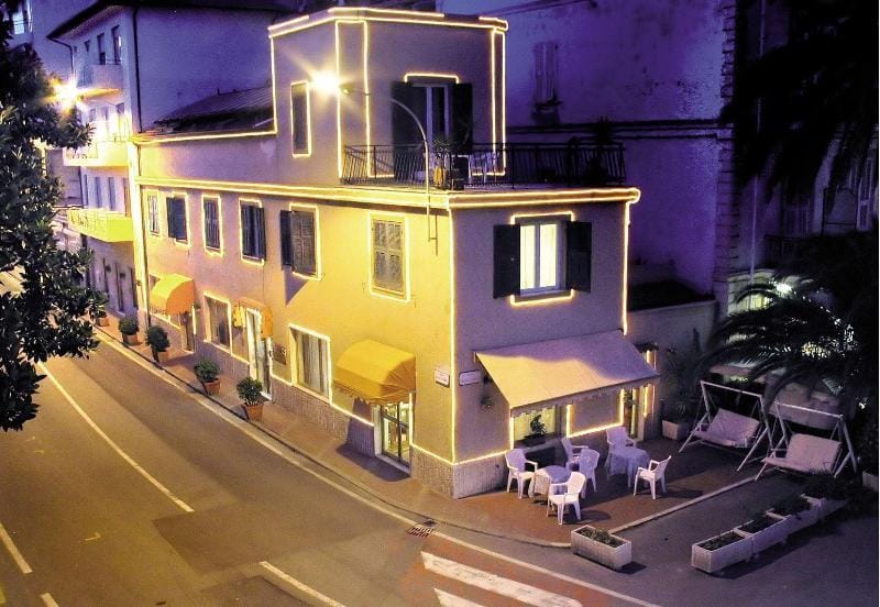 Hotel Savoia Hotel in Liguria