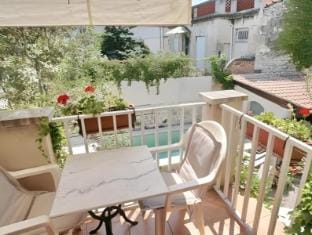 Les Studios de la Madeleine Hotel in Avignon